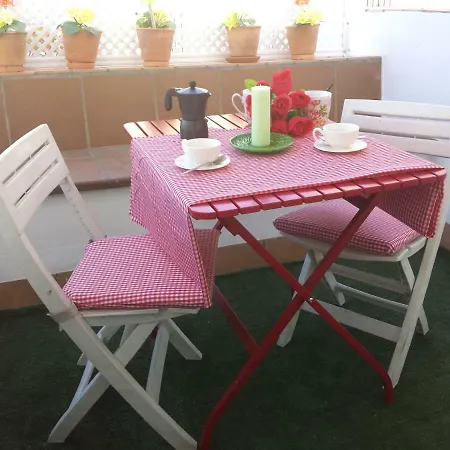 吉勒扎诺公寓酒店 *